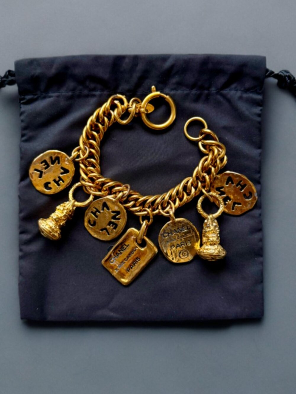 Chanel Vintage 31 Rue Cambon Chunky Charm Bracelet Curb Chain
